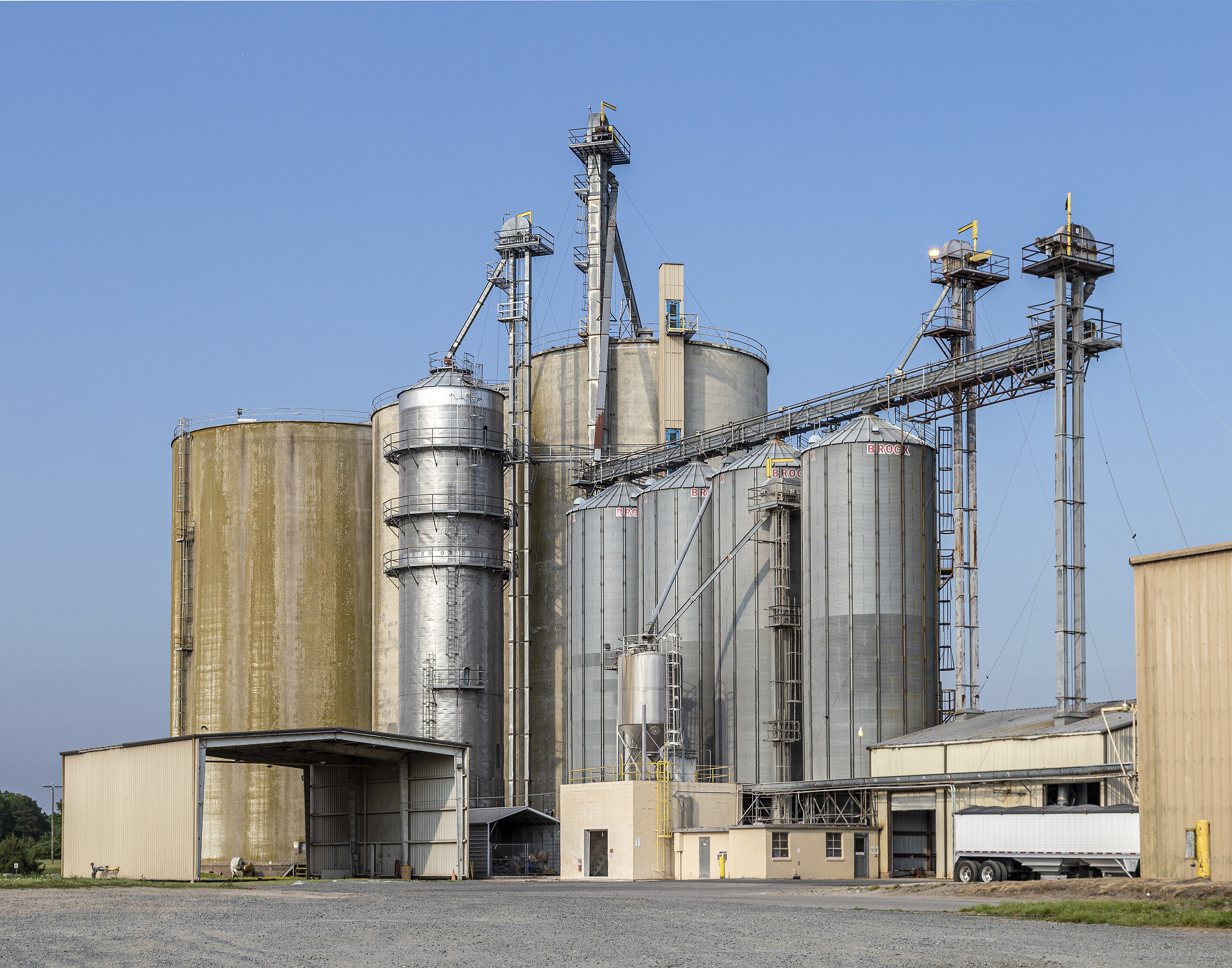 Research: One Country Holds Half the World's Grain Reserves