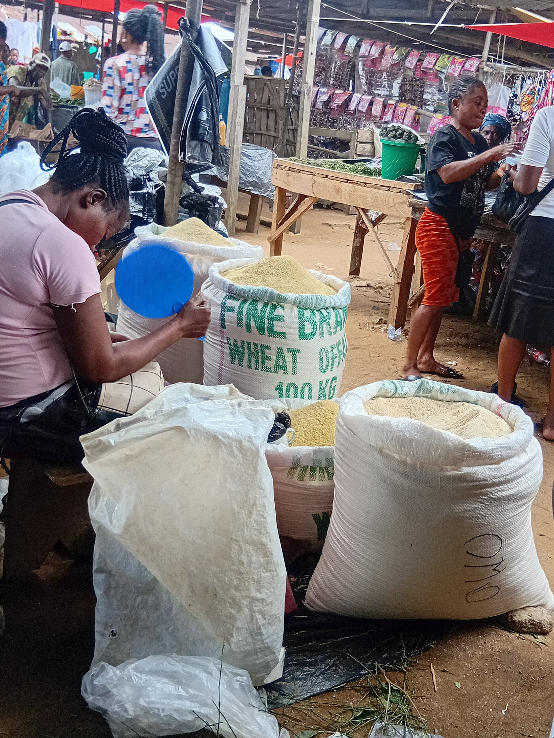 Garri's Split Screen: Ajah Jumps 35% to ₦27,000 a Bag While Lekki-Jakande Holds at ₦22,000