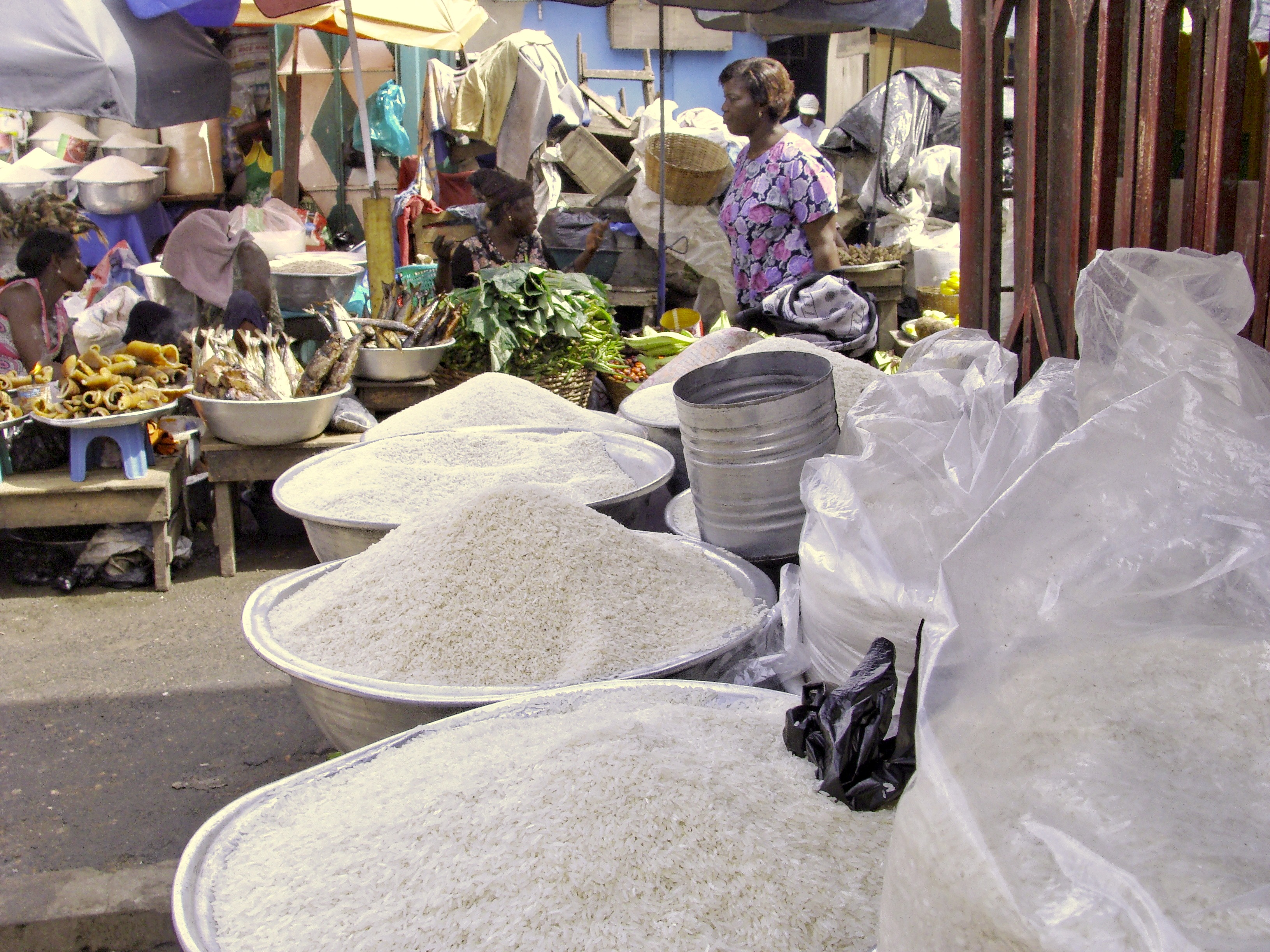 Mushin Market Local Rice Drops 28% to N54,000 While Oloyin Beans Push to N65,000